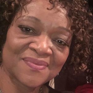 Meet your Posher, Phyllis